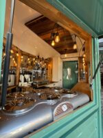 Przyczepa gastronomiczna „Dolce Vita” – kawa & lody na eventy - obrazek 8